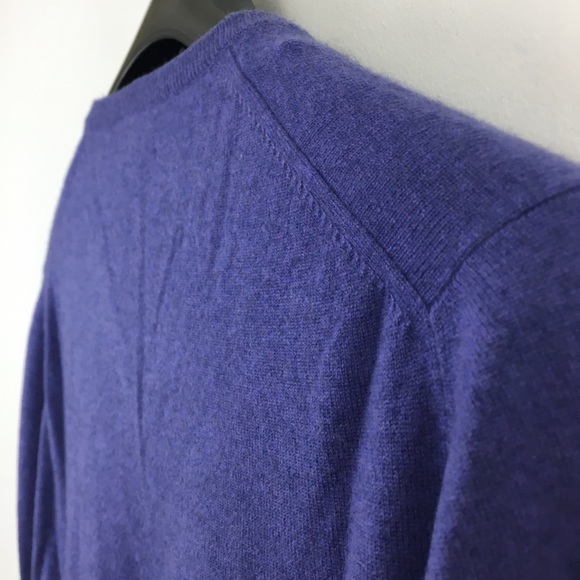 🛍 Jay Kos 100% Cashmere V-Neck Sweater, Size Medium, New with small flaw. - Picture 7 of 9
